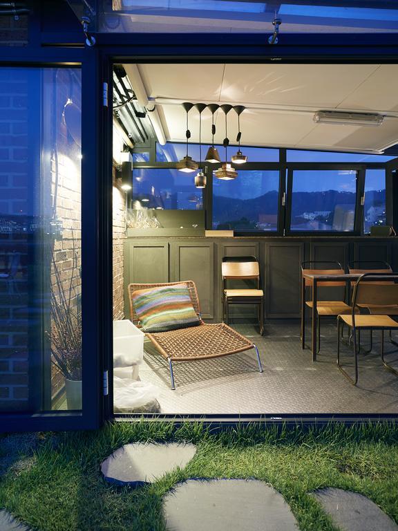 A House Hotell Seoul Exteriör bild